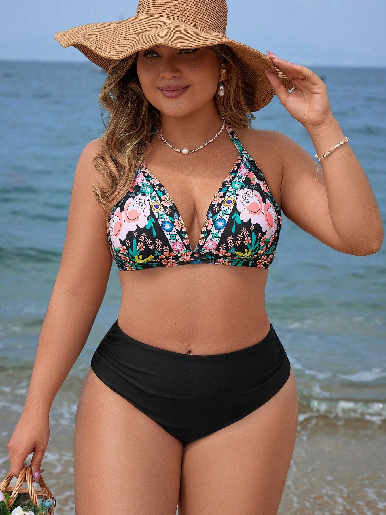 Biquíni Feminino com Estampa Floral e Cintura Alta
