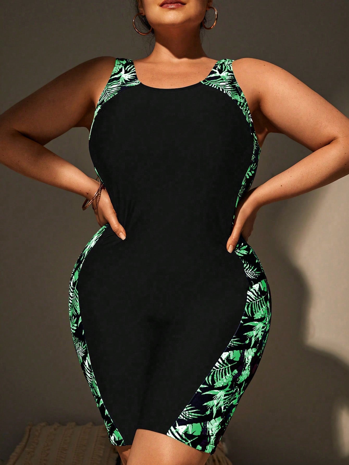 Maiô Feminino Anastacia com Estampa na Lateral