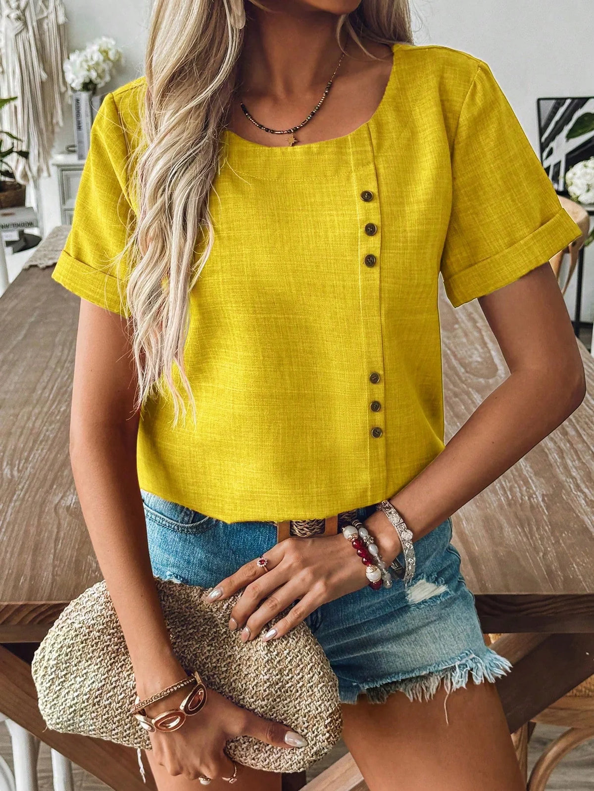 Blusa Manga Curta Feminina de Linho com Botões