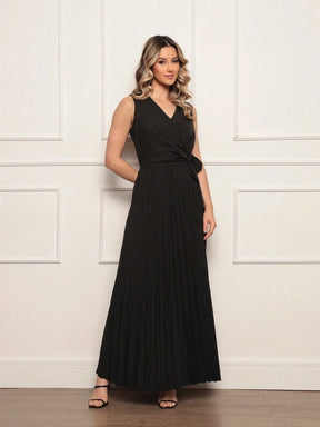 Vestido Longo Plissado Sem Manga com Decote em V e Cintura Ajustável