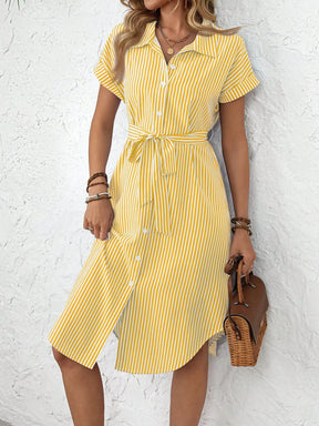 Vestido Listrado Feminino com Botões Estilo Camisa
