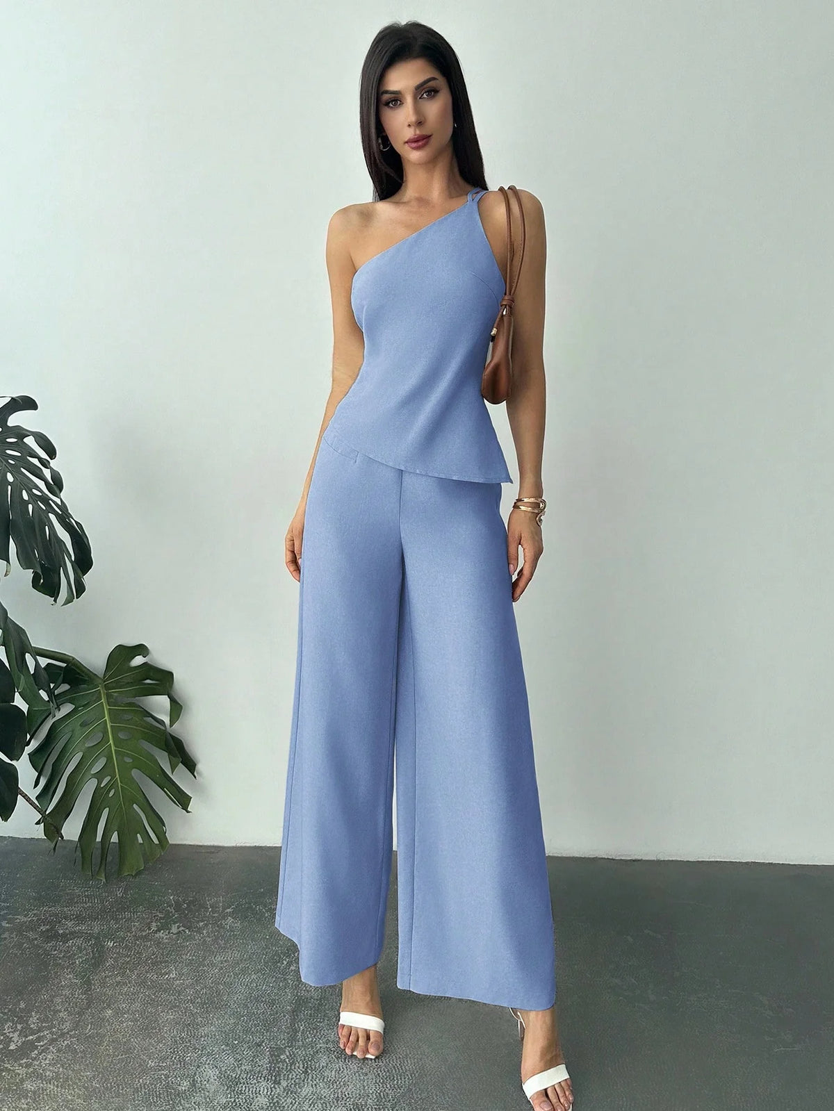 Conjunto Alfaiataria Feminino Blusa Assimétrica e Calça Pantalona