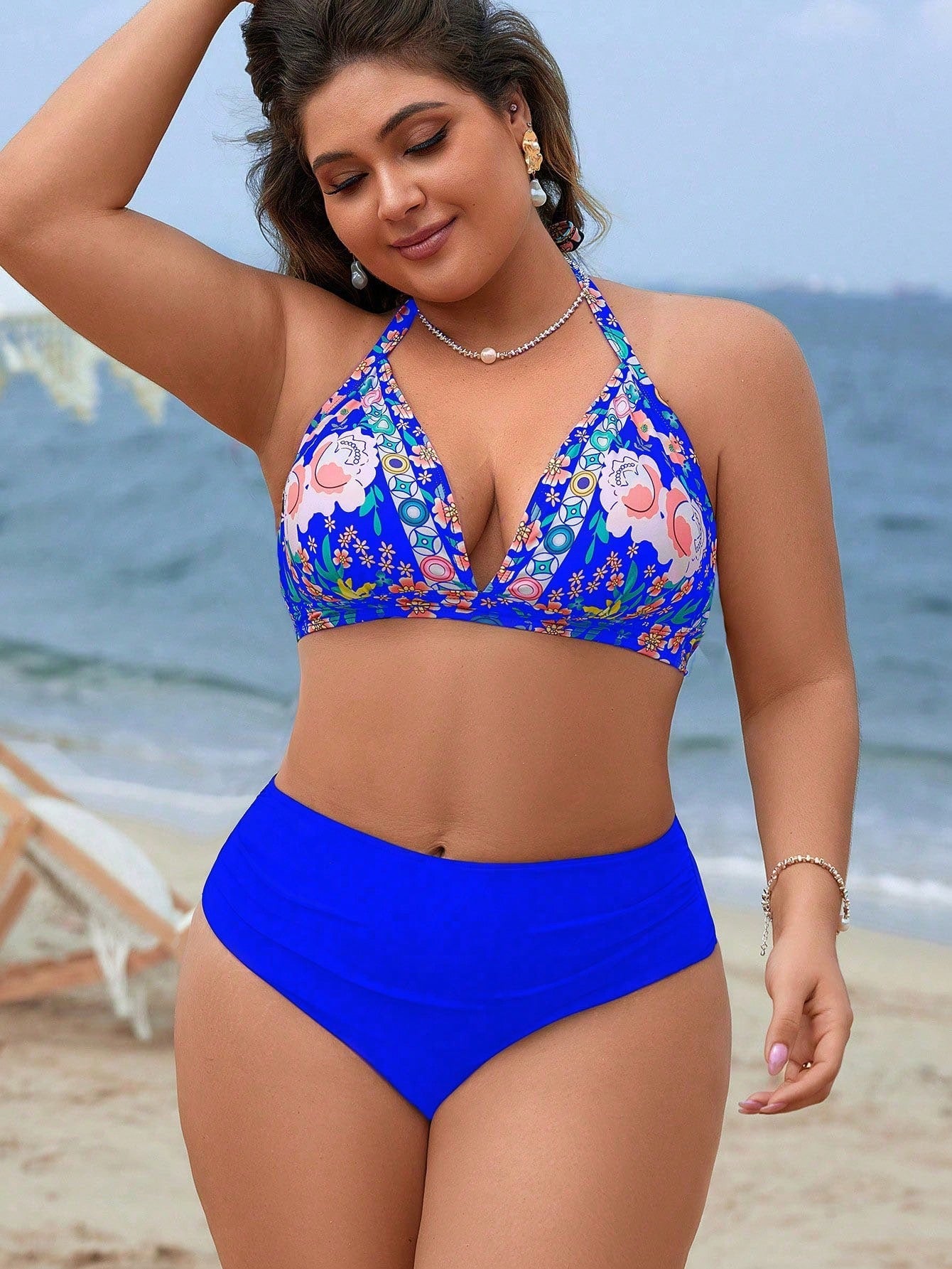Biquíni Feminino com Estampa Floral e Cintura Alta