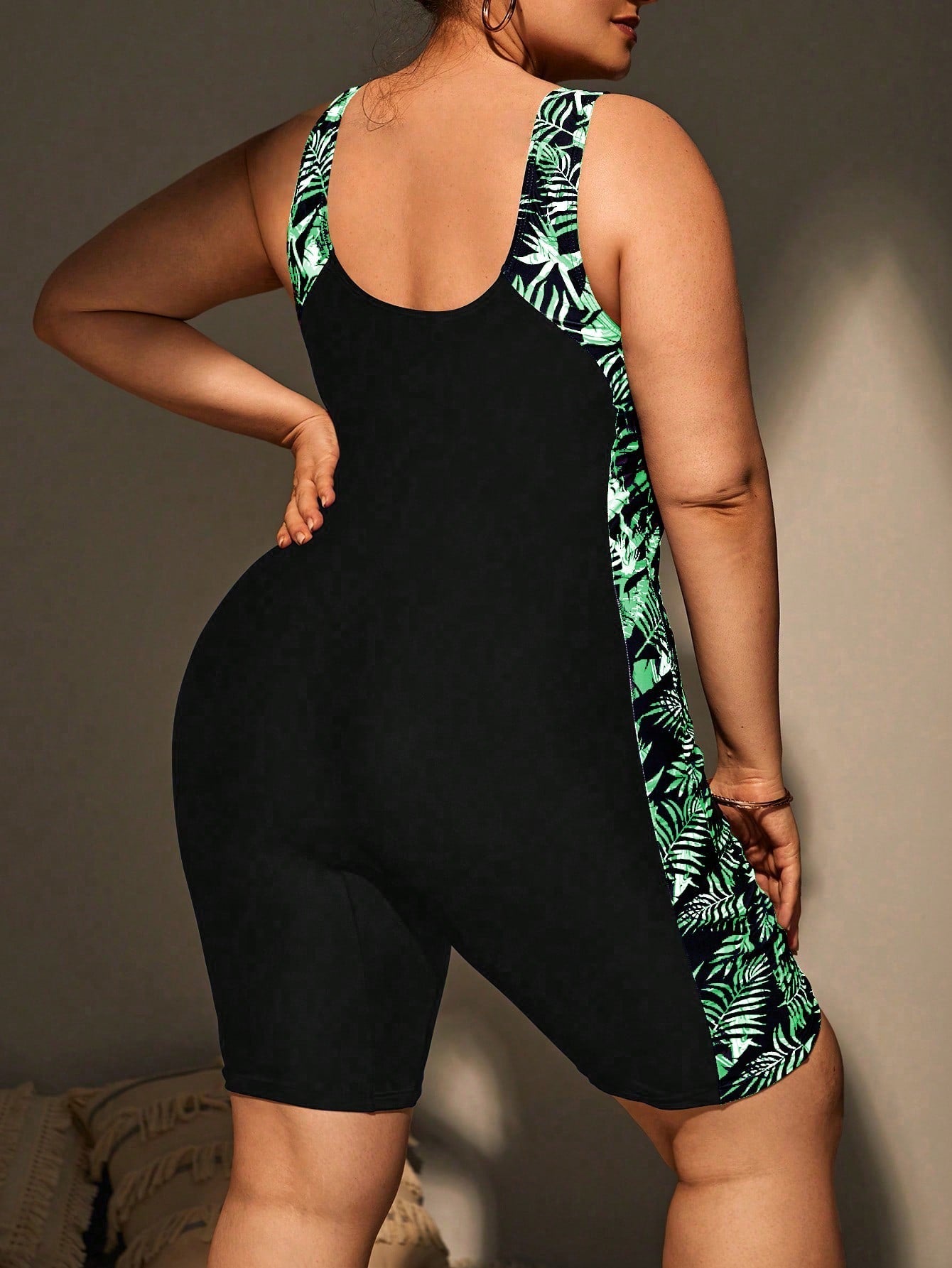 Maiô Feminino Anastacia com Estampa na Lateral